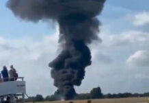 London Aeroplane Crash: उड्डाण करताच विमान कोसळले, उड्डाणानंतर लगेचच लागली मोठी आग