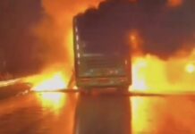 व्हॉल्वो बसला दुचाकीची धडक, बसला लागलेल्या आगीत होरपळून 20 जणांचा मृत्यू