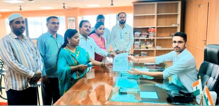 59ab1894-4ff9-4063-97ec-cae07a810fb2