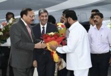 एकनाथ शिंदे आणि सरन्यायाधीशांचा फोटो शेअर करत संजय राऊत म्हणाले, म्हणून…