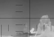 धक्कादायक व्हिडिओ: अमेरिकेचा इराणवर पाण्याखालून हल्ला!