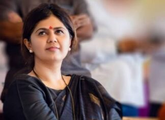 पंकजा मुंडे यांना मुंबई उच्च न्यायालयाचा झटका; बजावली नोटीस