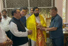 अशोक खरात प्रकरणाने महाराष्ट्राचे राजकारण हादरले! ५६ आक्षेपार्ह क्लिप्स आणि ७ बड्या नेत्यांचे फोटो व्हायरल