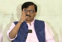 ४० आमदारांचे पाठबळ आणि बदल्यांचे रॅकेट; संजय राऊत यांचा गंभीर आरोप