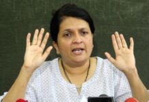 अशोक खरात प्रकरणात अंजली दमानिया यांनी बड्या नेत्यांचे CDR केले जाहीर