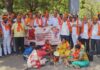 गॅस दरवाढीविरोधात सोलापुरात ठाकरे गटाचे ‘चूल पेटवा’ आंदोलन; मोदींना पाठवणार भाकरी!