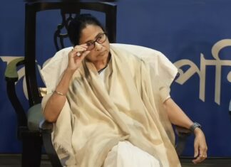 पश्चिम बंगाल सत्तासंघर्ष: पराभवानंतरही ममता बॅनर्जींचा राजीनामा देण्यास नकार; काय सांगतो कायदा?