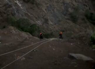Ambenali Ghat Accident | आंबेनळी घाटात कार ९०० फूट दरीत कोसळली, ८ जणांचा जागीच मृत्यू
