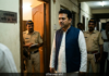 प्रभावाचा गैरवापर की सत्तेची मस्ती? ‘त्या’ बड्या नेत्याच्या कृत्याने राजकीय वर्तुळात खळबळ!