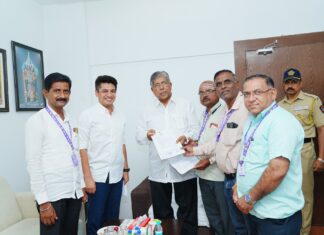 ग्रंथालय कर्मचाऱ्यांच्या प्रलंबित मागण्यांसाठी उच्च व तंत्रशिक्षण मंत्री चंद्रकांत पाटील यांची भेट