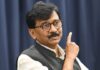 “न्यायमूर्तींना भेटून आलात का?” | फडणवीसांच्या विधानावर संजय राऊत आक्रमक; दिला थेट इशारा