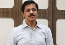 तुकाराम मुंढेंचा धडाका: शाहरुख खान, अजय आणि टायगरला FDA ची नोटीस