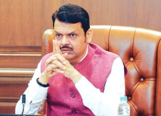 महायुतीत ‘ऑल इज नॉट वेल’? स्थानिक धुसफुस रोखण्यासाठी देवेंद्र फडणवीसांचा बडगा