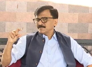 निवडणूक प्रक्रियेवर संजय राऊत यांचा संशय: लष्कराच्या निगराणीत निवडणुका घेण्याची मागणी